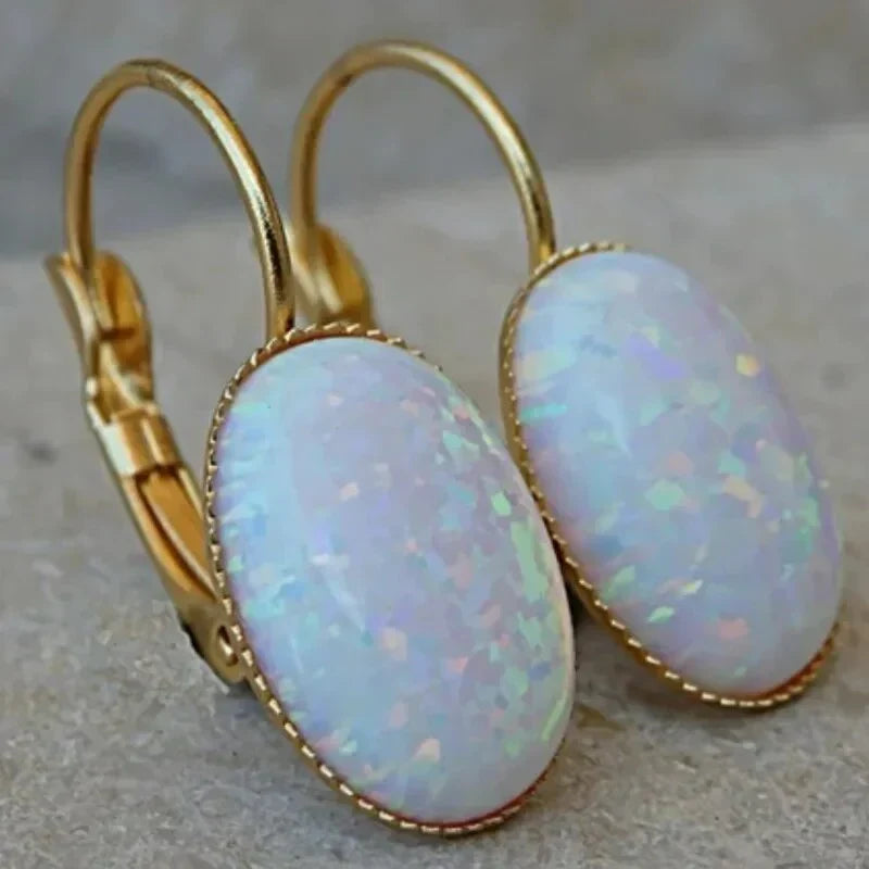 Boucles d'oreilles Vintage Opale Blanche Dorées