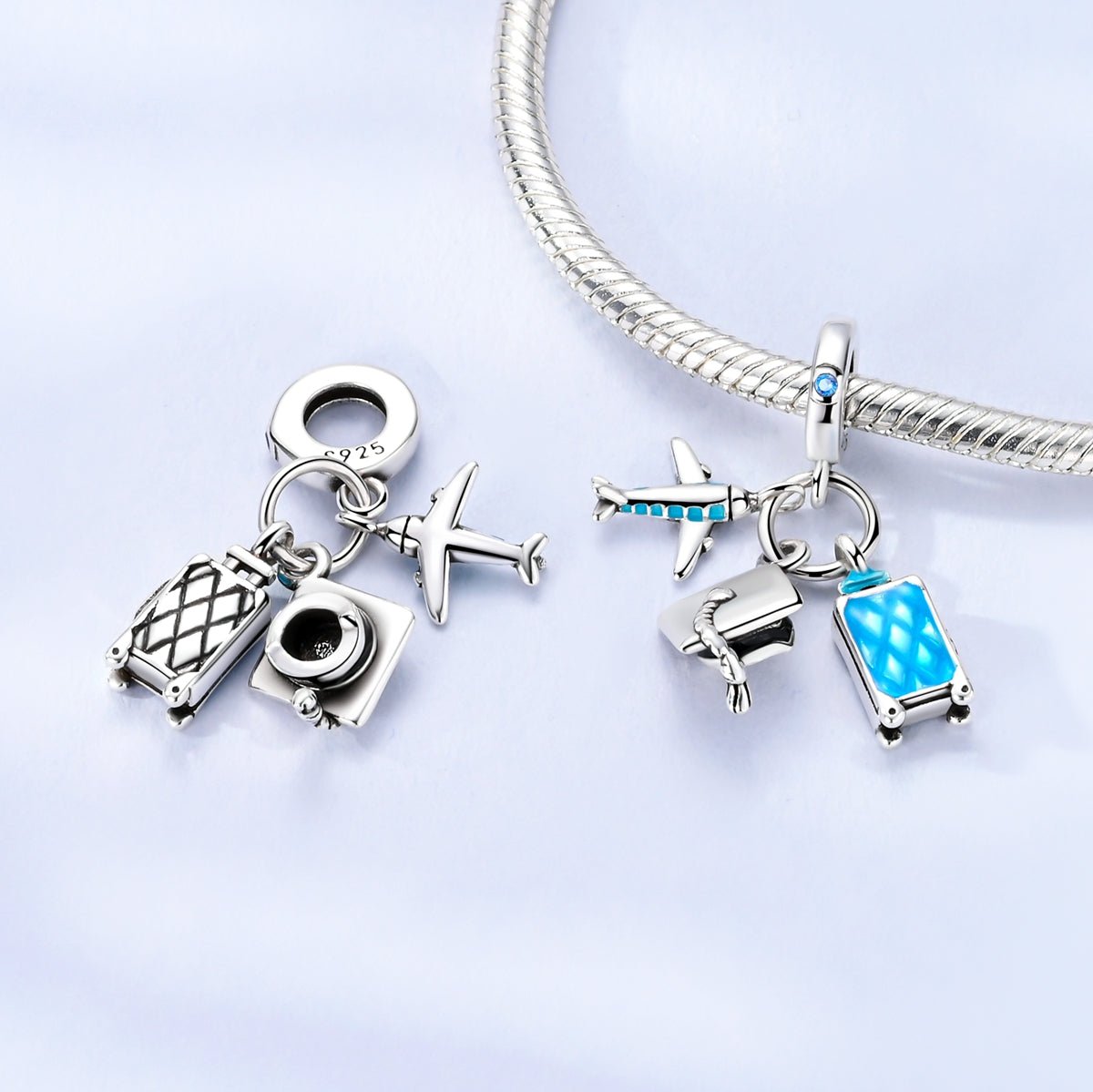 Charm Pendant Voyage Avion, Chapeau de Diplômée et Valise