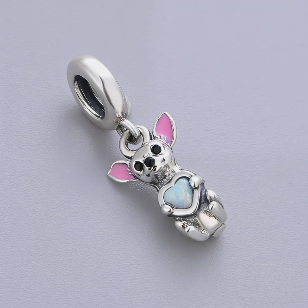 Charm Pendant Chihuahua avec Pierre en Forme de Cœur