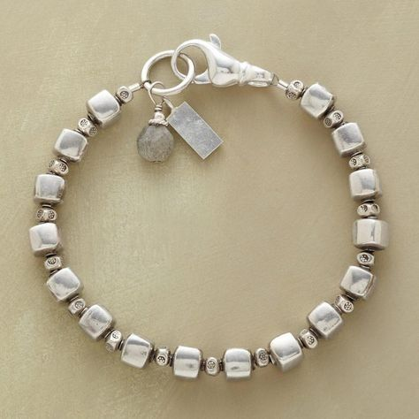 Bracelet Vintage Perles Cubiques en Argent