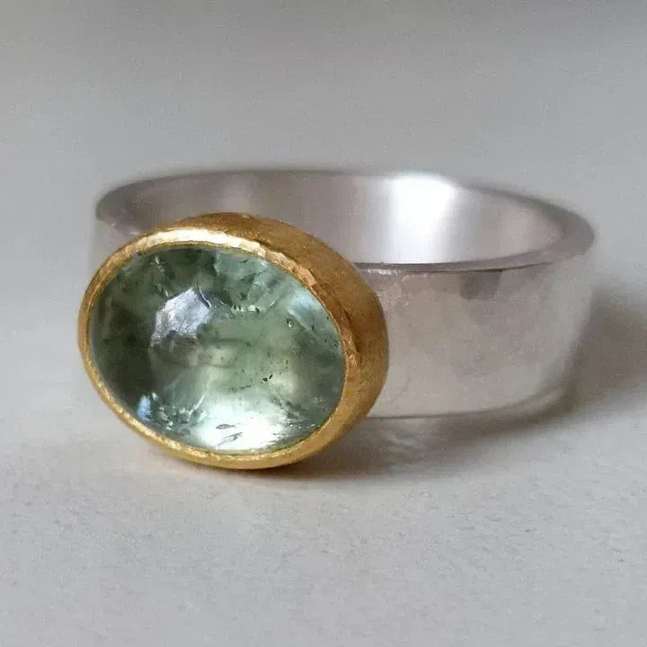 Bague vintage verte à pierre ronde