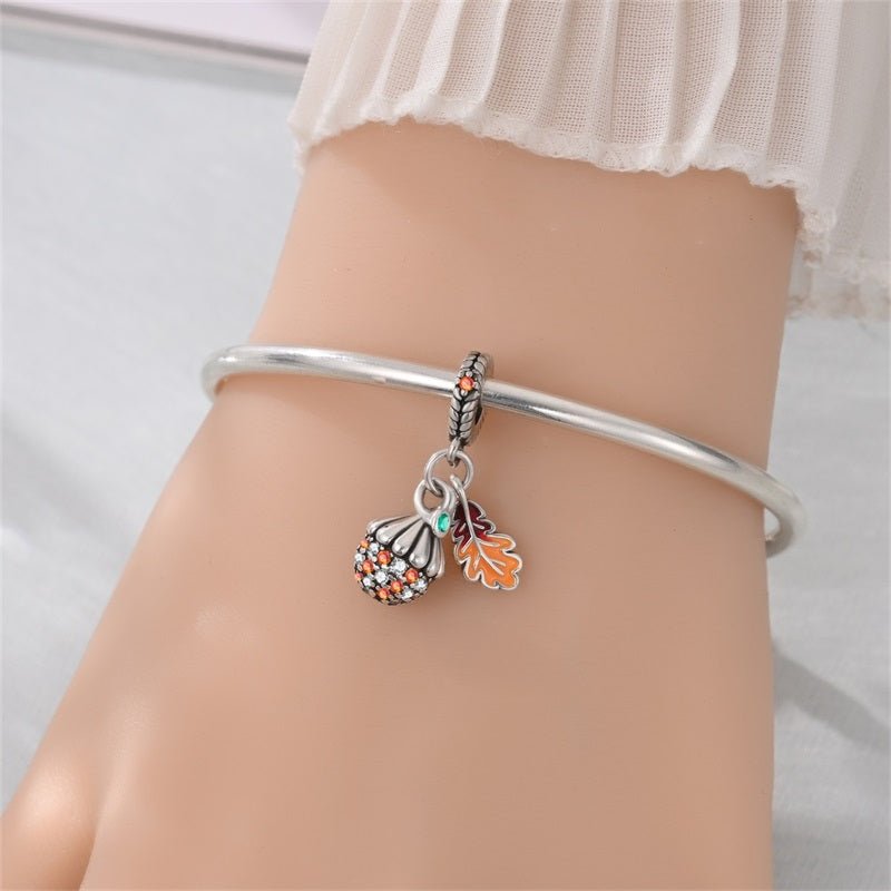 Charm Pendant Citrouille et Feuille d'Automne