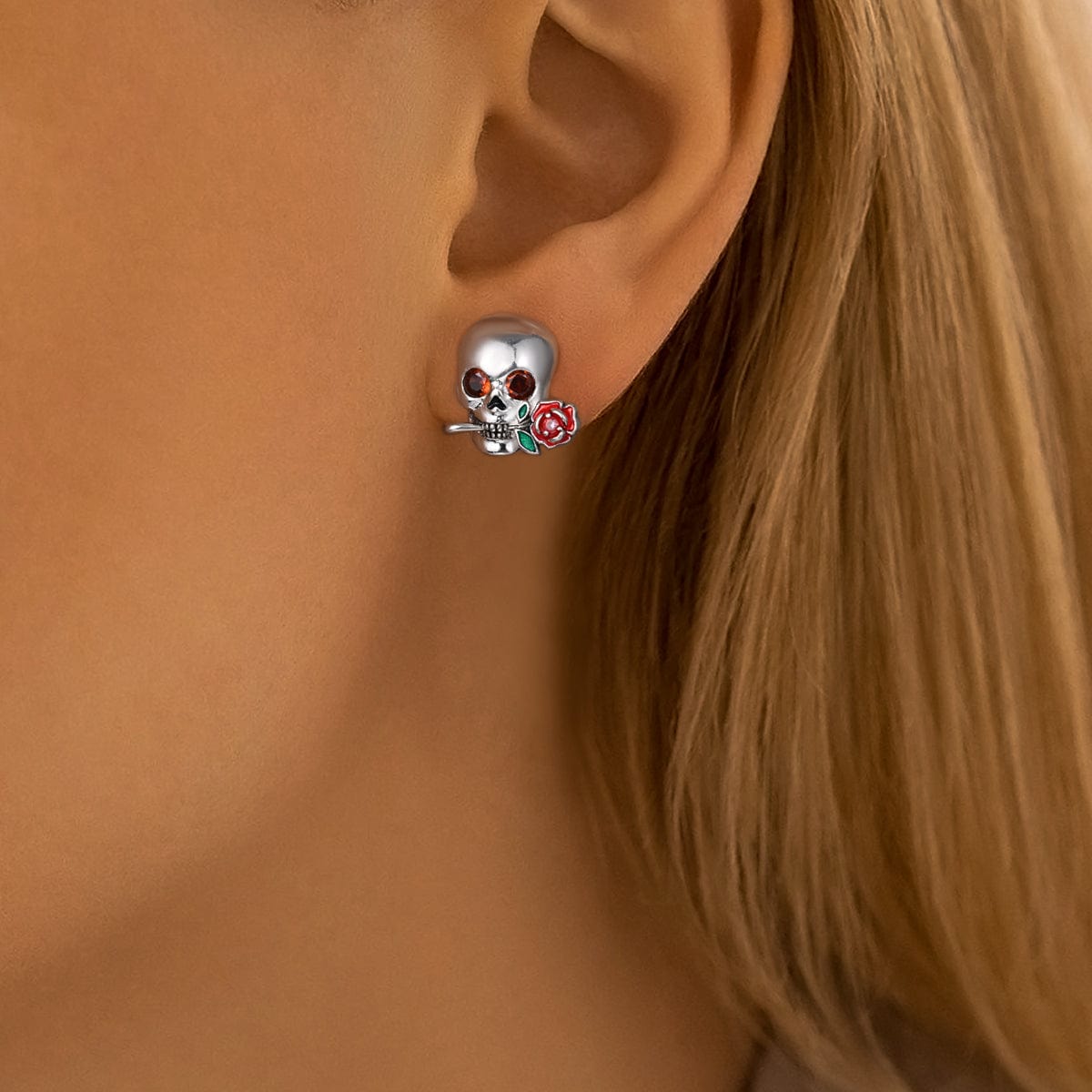 Puces d'Oreilles Crâne et Rose en Cristal aux Accents d'Émail