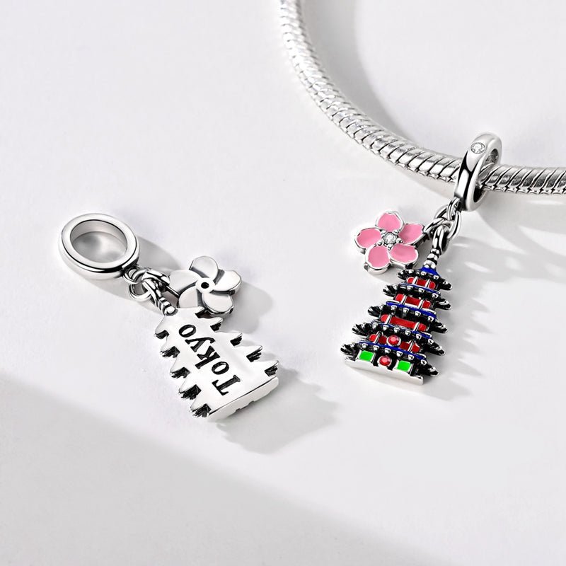 Charm Pendant Tokyo Asakusa et Fleur de Cerisier