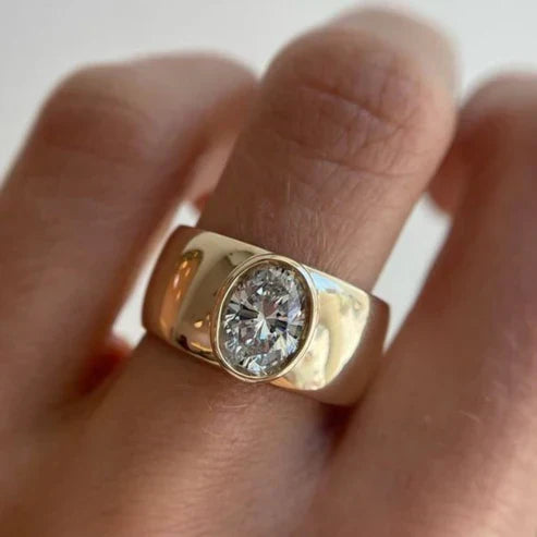 Bague Vintage en Or Sertie de Zircons