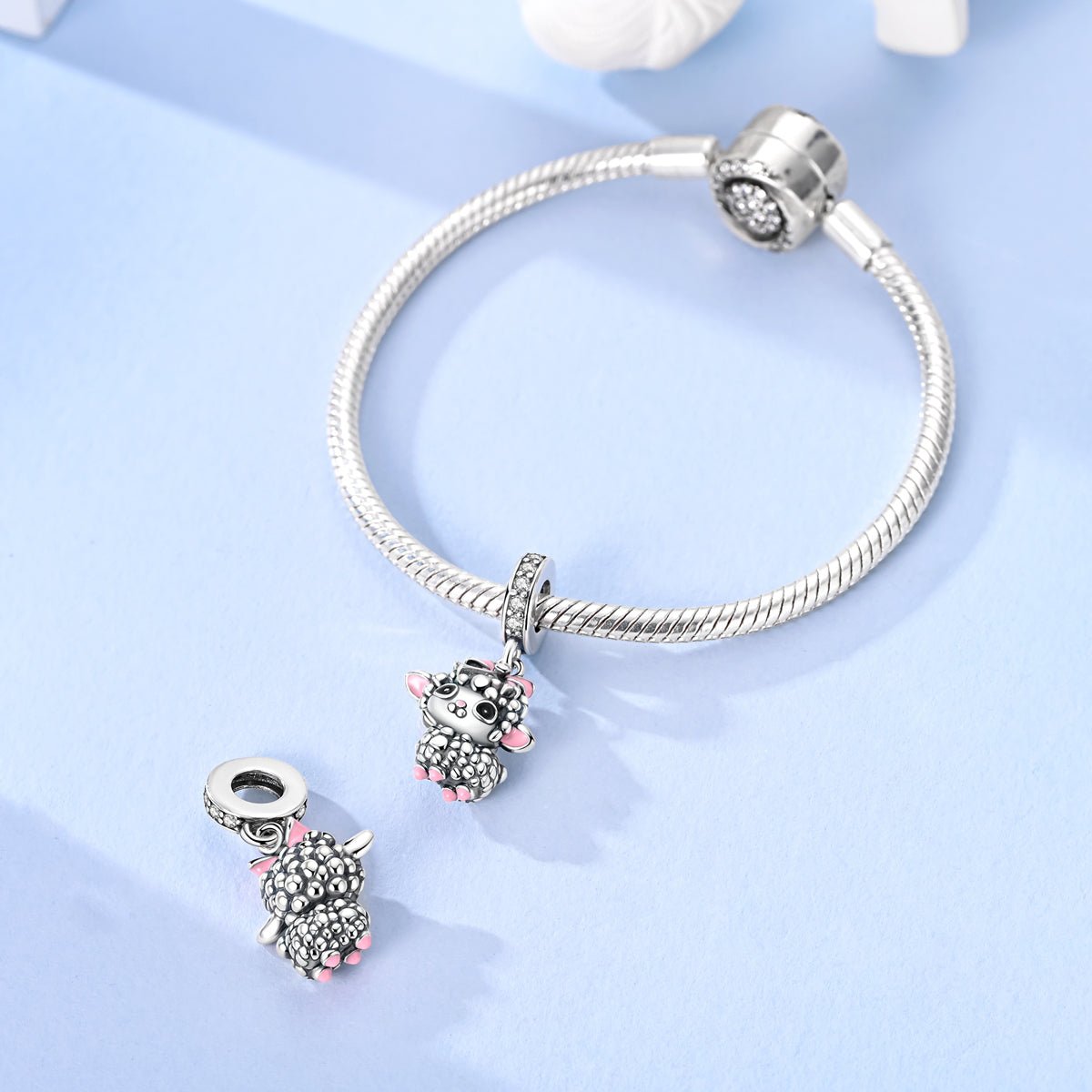 Charm Pendant Adorable Agneau au Nœud Rose
