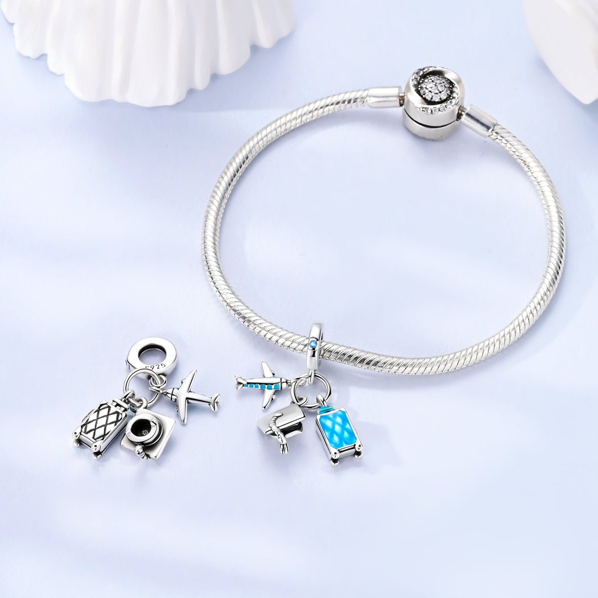 Charm Pendant Voyage Avion, Chapeau de Diplômée et Valise