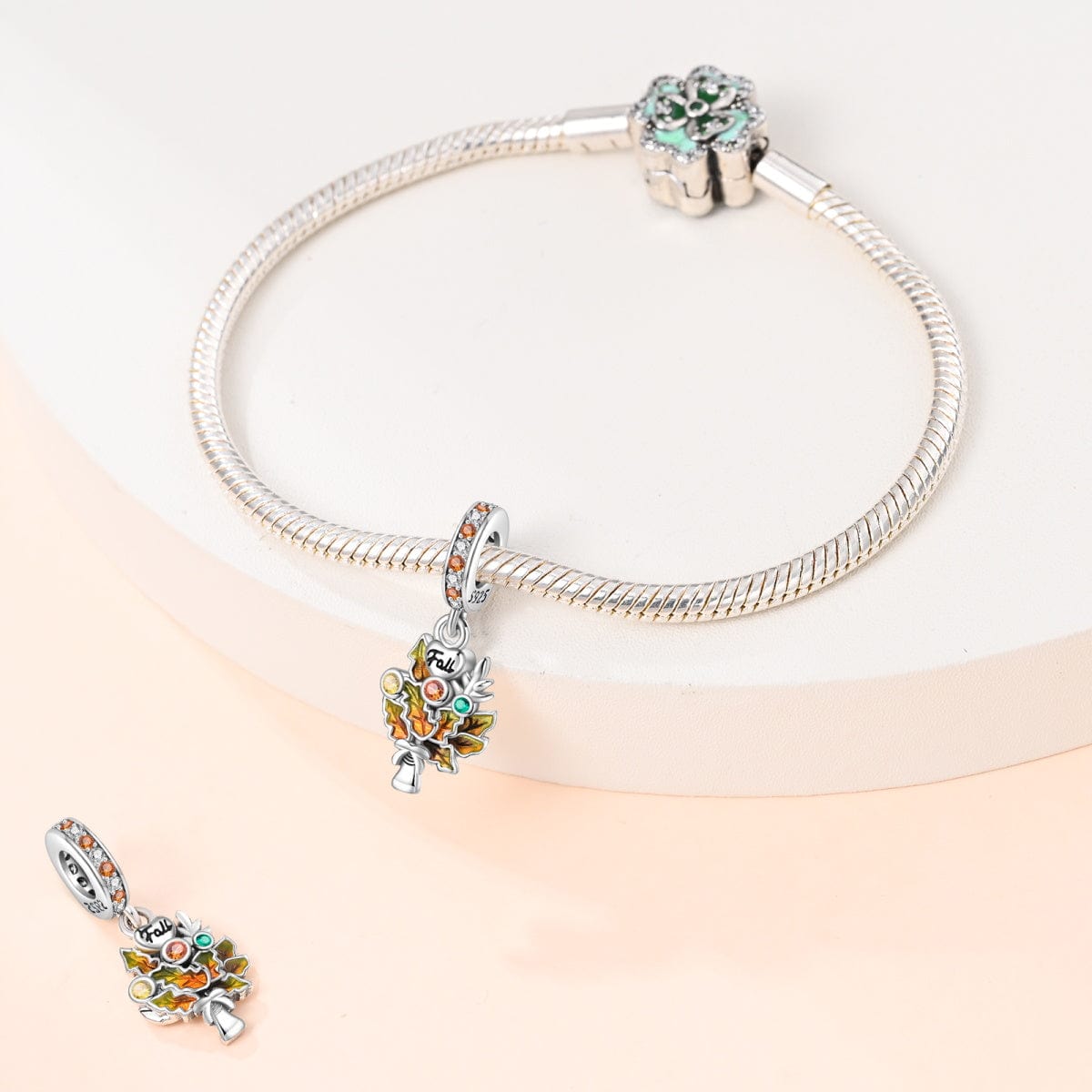 Charm Pendant Feuille d'Érable Automnale