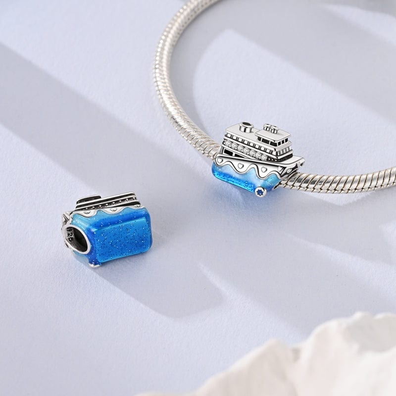 Charm Bateau de Croisière Bleu