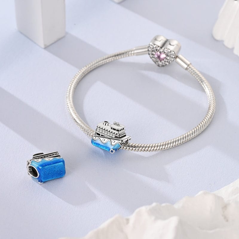 Charm Bateau de Croisière Bleu