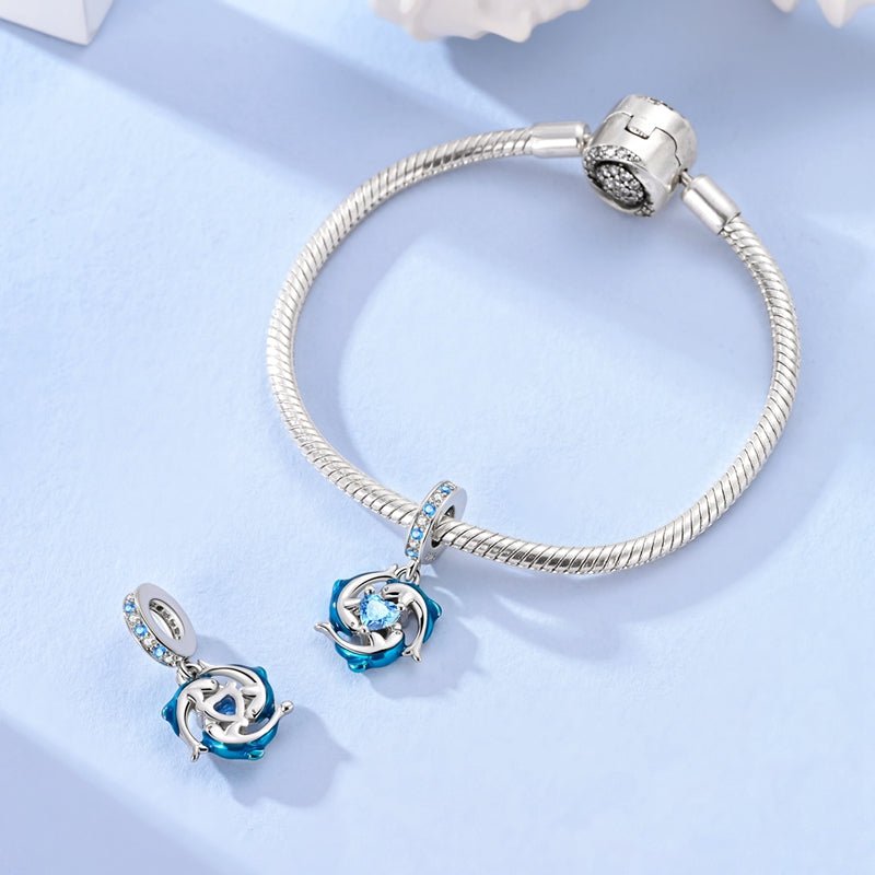 Charm Pendant Dauphins Bleus et Cœur Éclat Océan