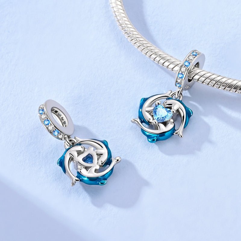 Charm Pendant Dauphins Bleus et Cœur Éclat Océan