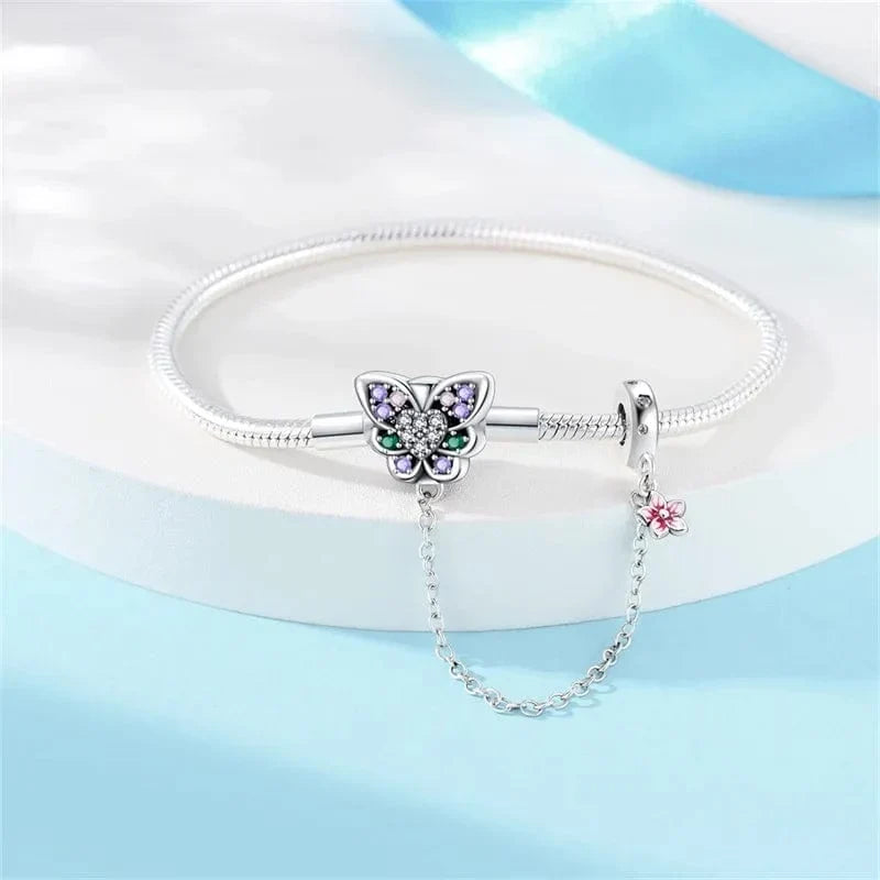 Bracelet à Charms Papillon avec Accents de Cristal et Fleur Pendante