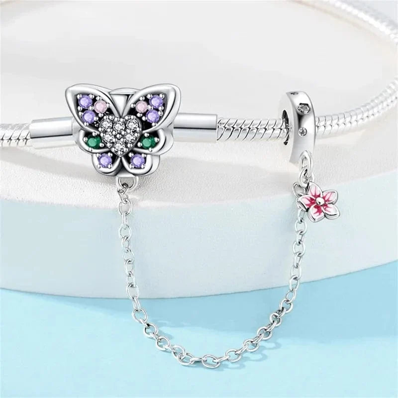 Bracelet à Charms Papillon avec Accents de Cristal et Fleur Pendante