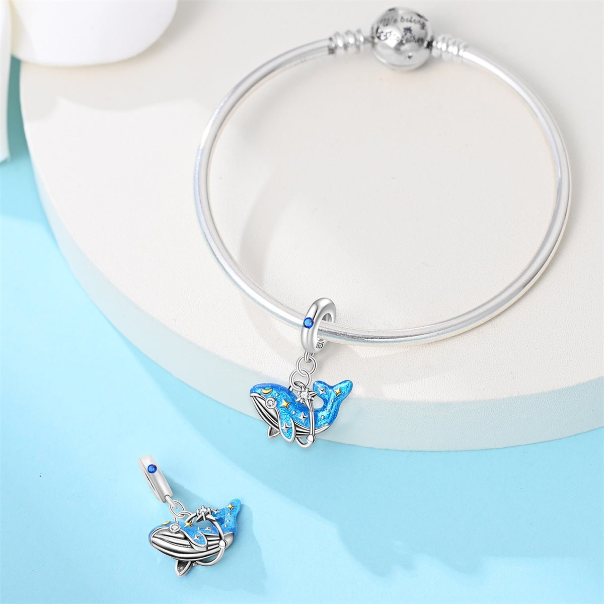 Charm Pendant Baleine Bleue Céleste