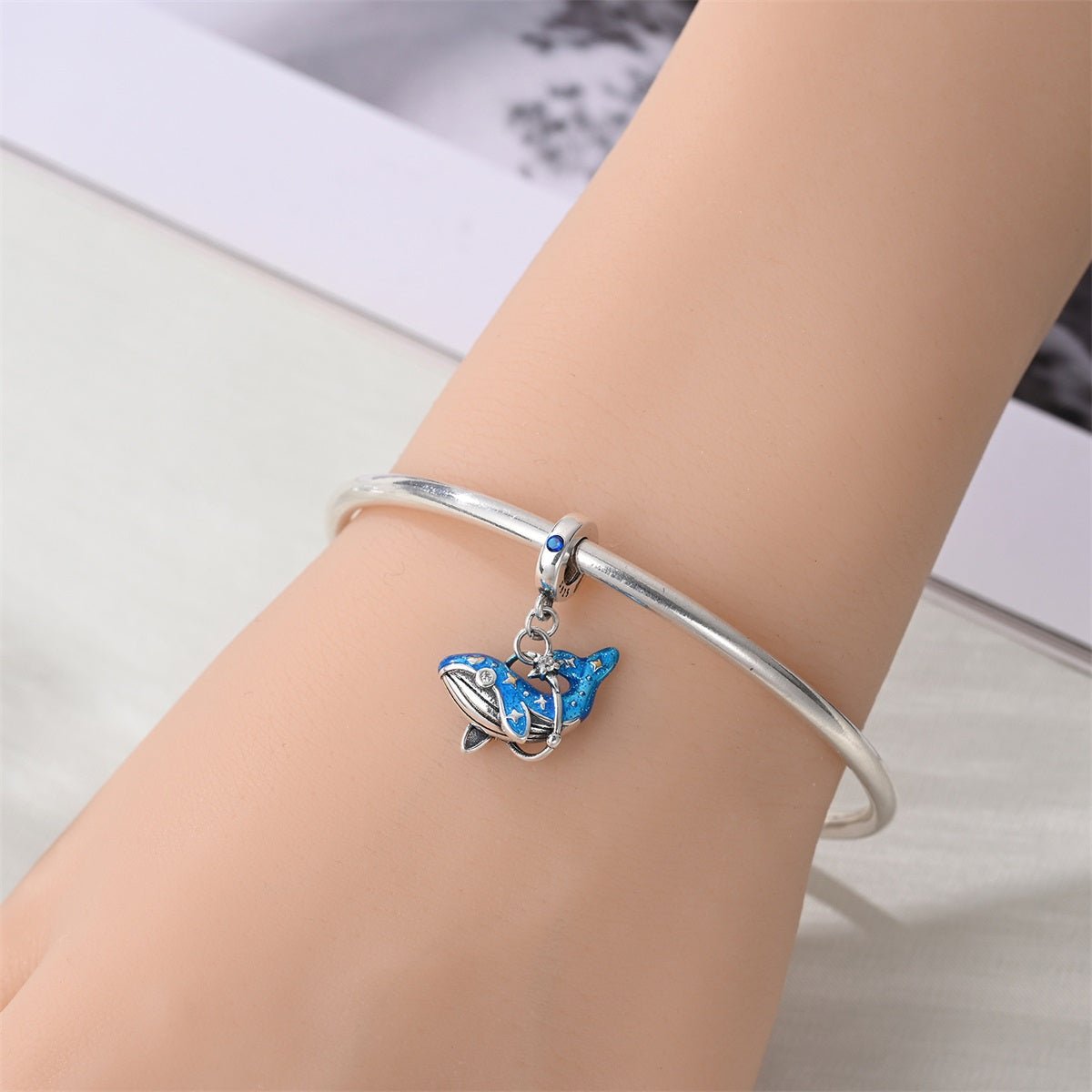 Charm Pendant Baleine Bleue Céleste