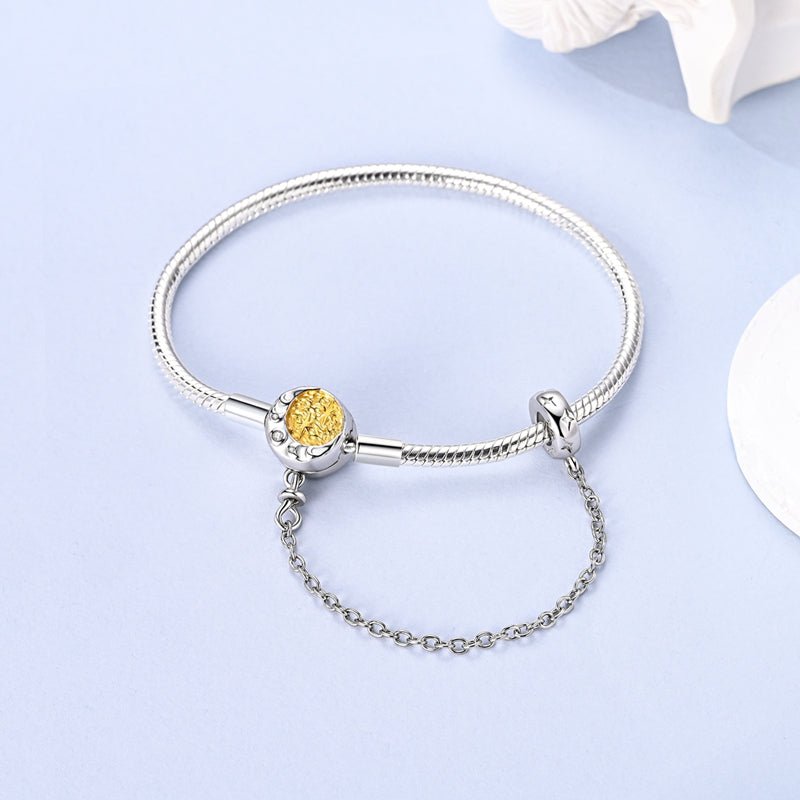 Bracelet Chaîne Serpent Fermoir Céleste Lune et Étoiles avec Chaîne de Sécurité