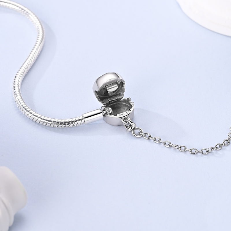 Bracelet Chaîne Serpent Fermoir Céleste Lune et Étoiles avec Chaîne de Sécurité