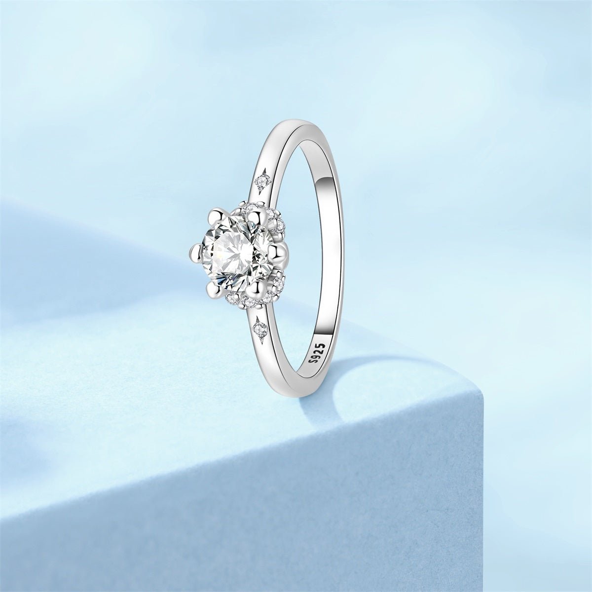 Bague Classique Halo Taille Ronde Scintillante