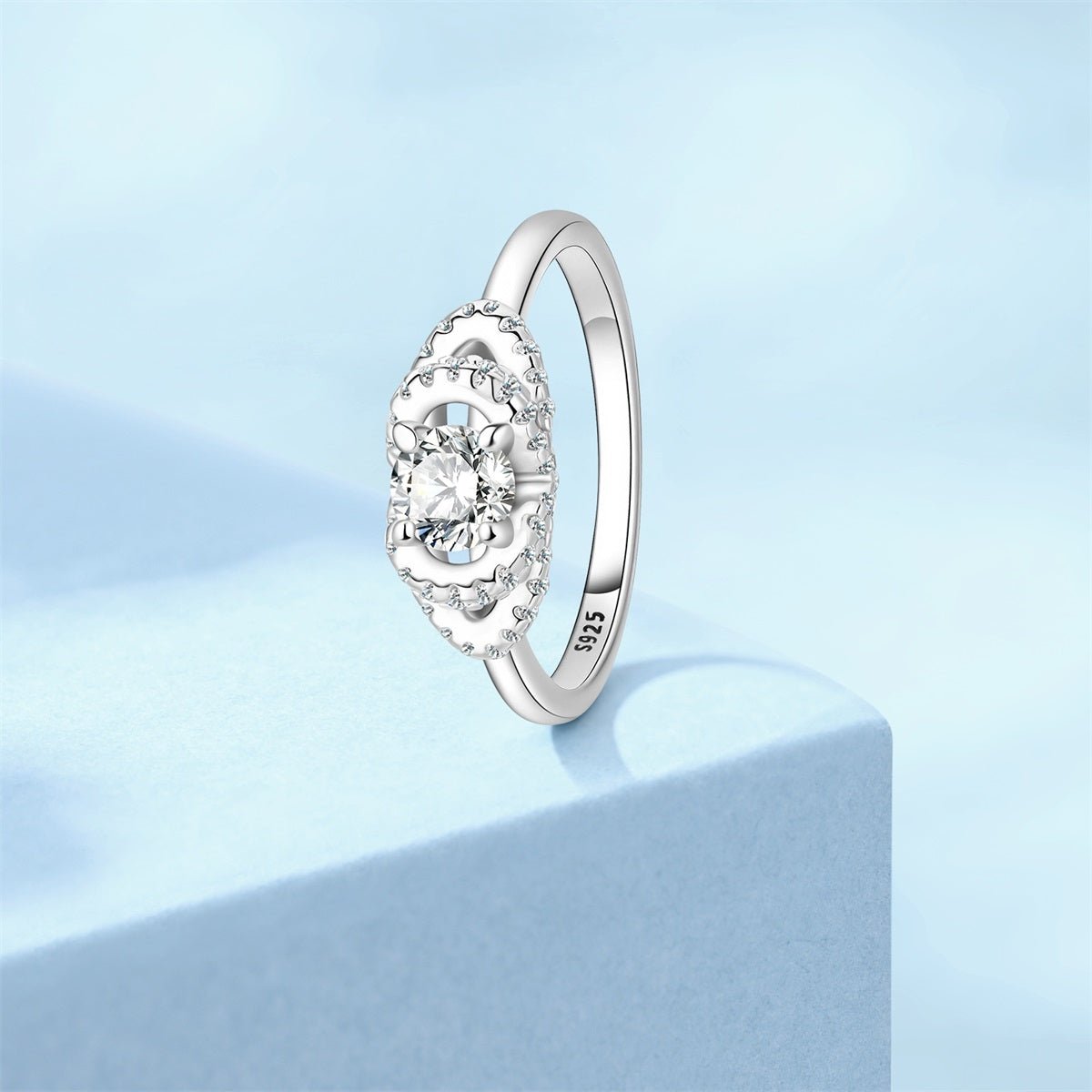 Bague Scintillante Double Halo Monture Ovale
