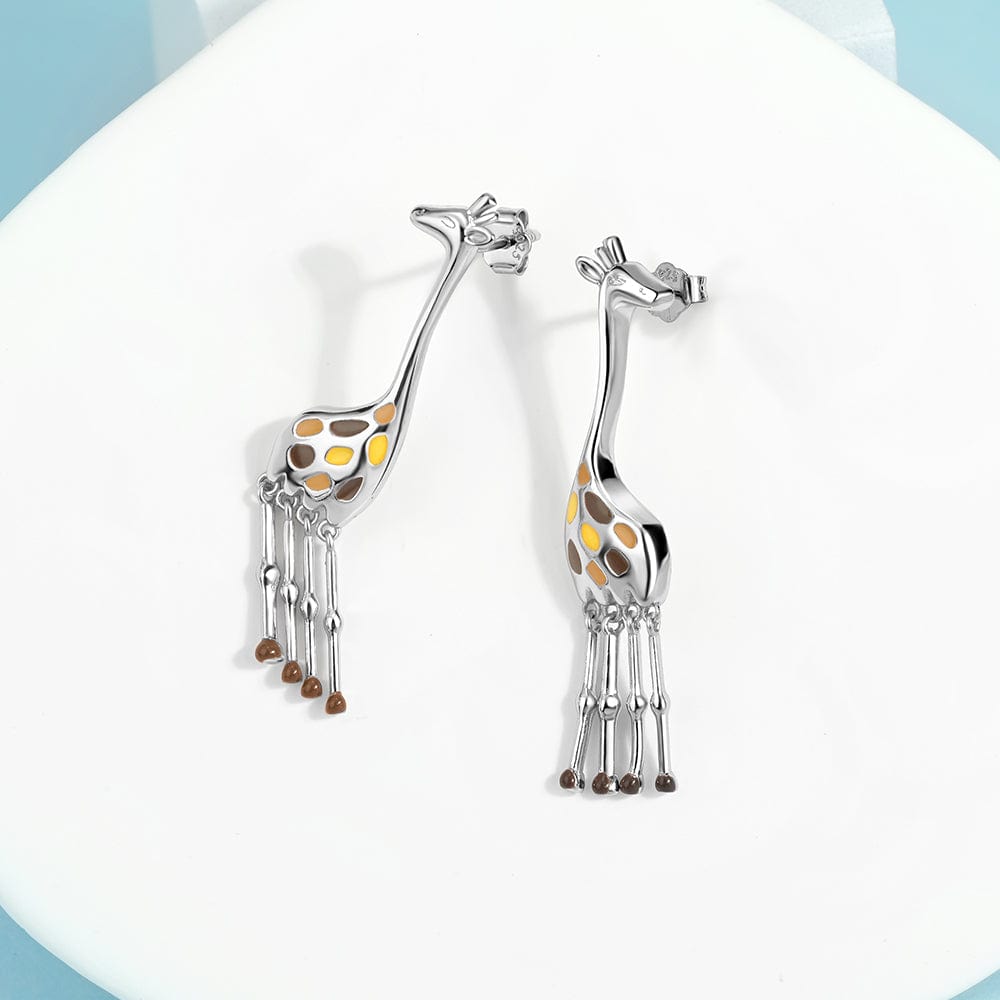 Boucles d'Oreilles Pendantes Girafe aux Détails d'Émail