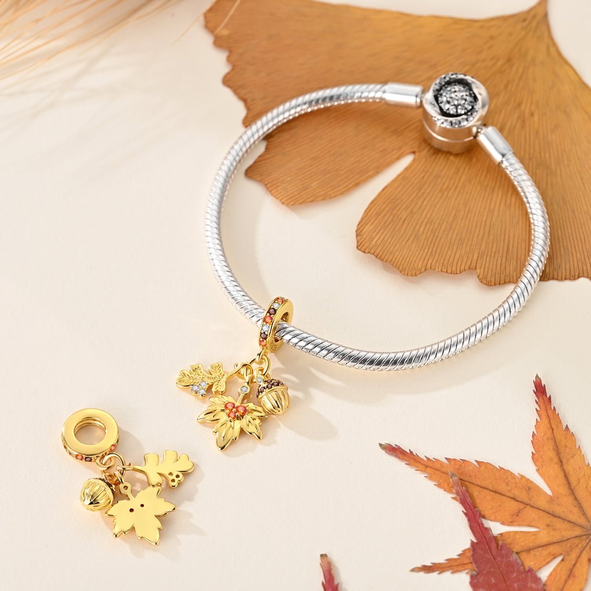 Charm Pendant Doré Feuilles d'Automne et Gland