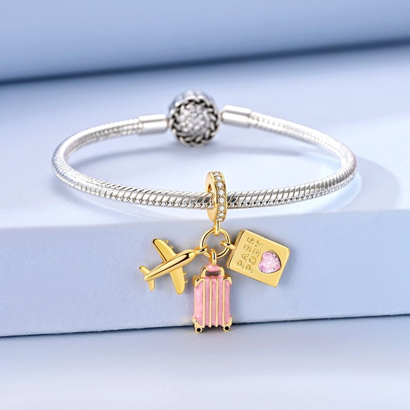 Charm Pendant Voyage Doré Avion, Valise Rose et Passeport