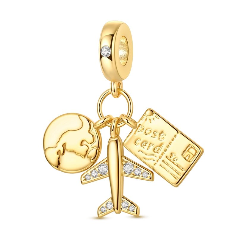 Charm Triple Pendant Doré Globe, Avion et Carte Postale