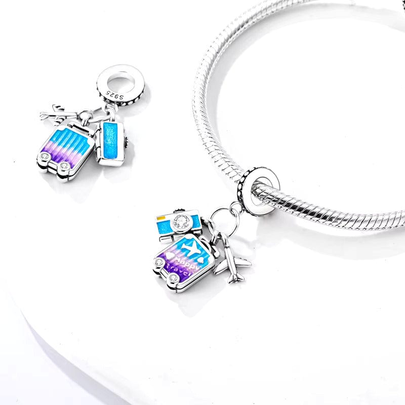 Charm Happy Travel