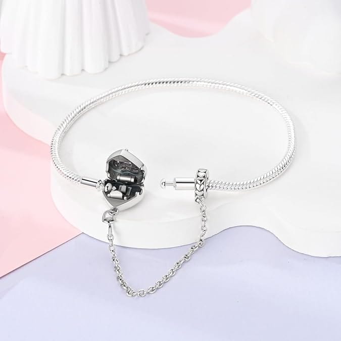Bracelet à Charms Cœur avec Cristal Rose et Chaîne de Sécurité