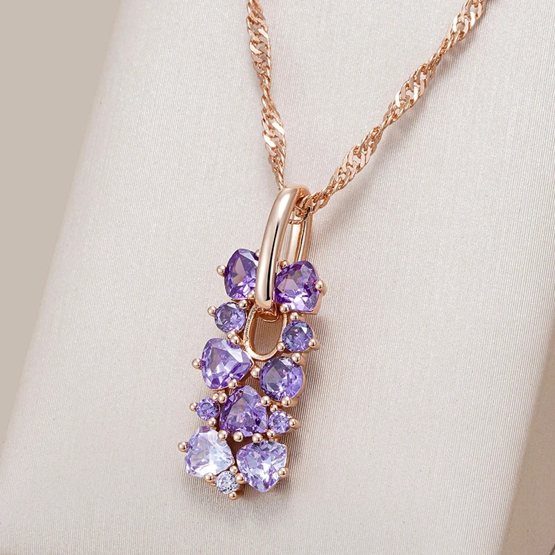 Collier élégant violet