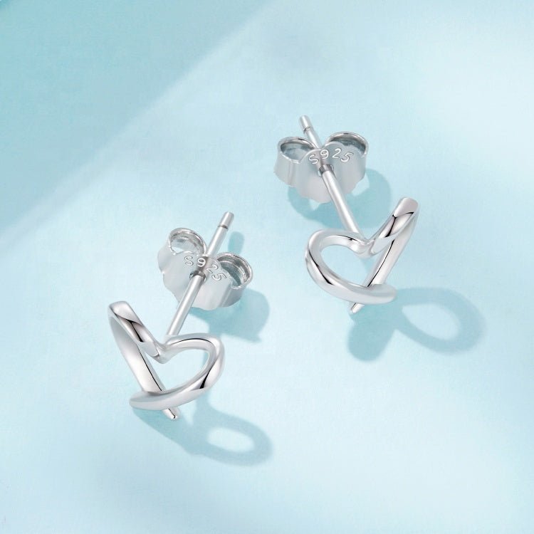 Puces d'Oreilles Cœur Ouvert Entrelacé