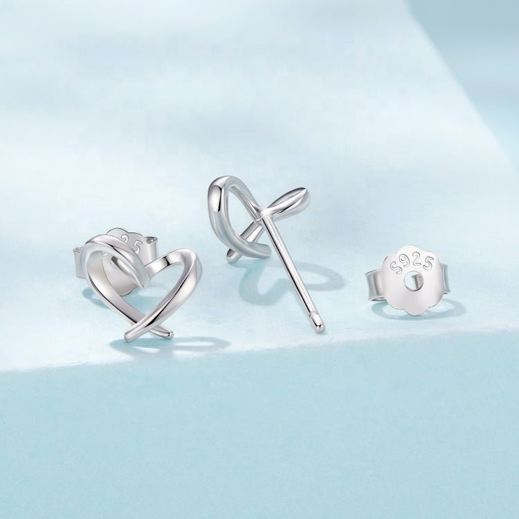 Puces d'Oreilles Cœur Ouvert Entrelacé