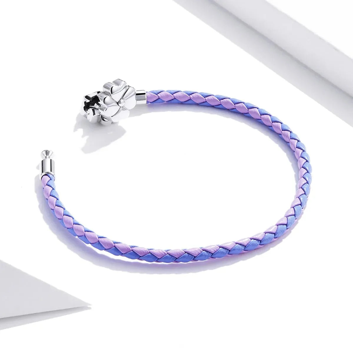 Bracelet à Charms en Cuir Trèfle Porte-Bonheur