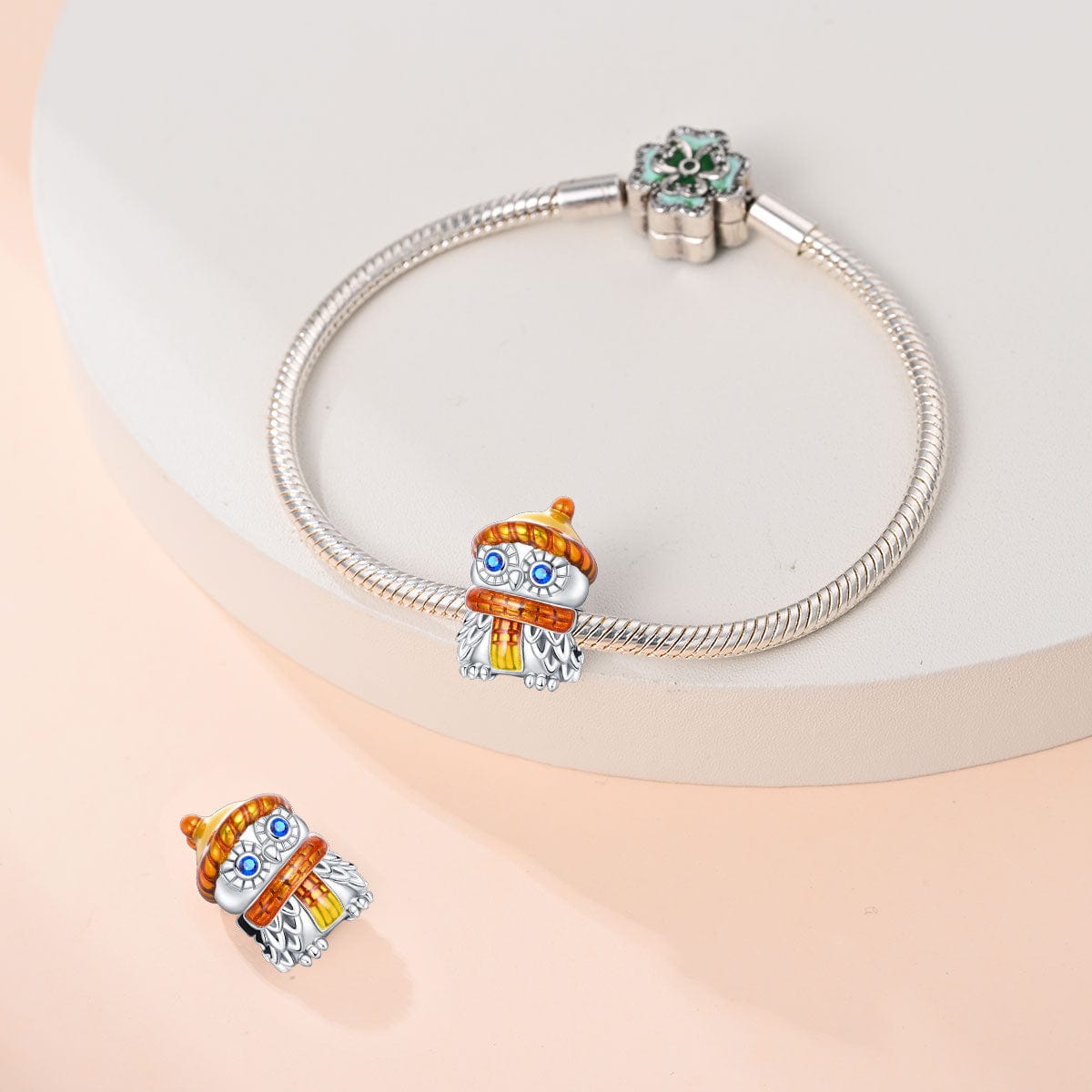 Charm Hibou avec Écharpe et Bonnet