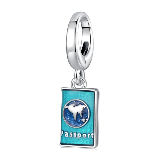 Charm Pendant Passeport