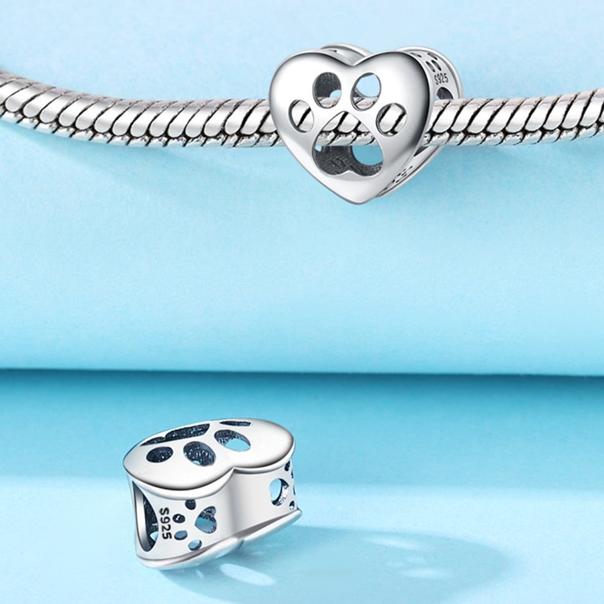 Charm Empreinte de Patte Ajourée
