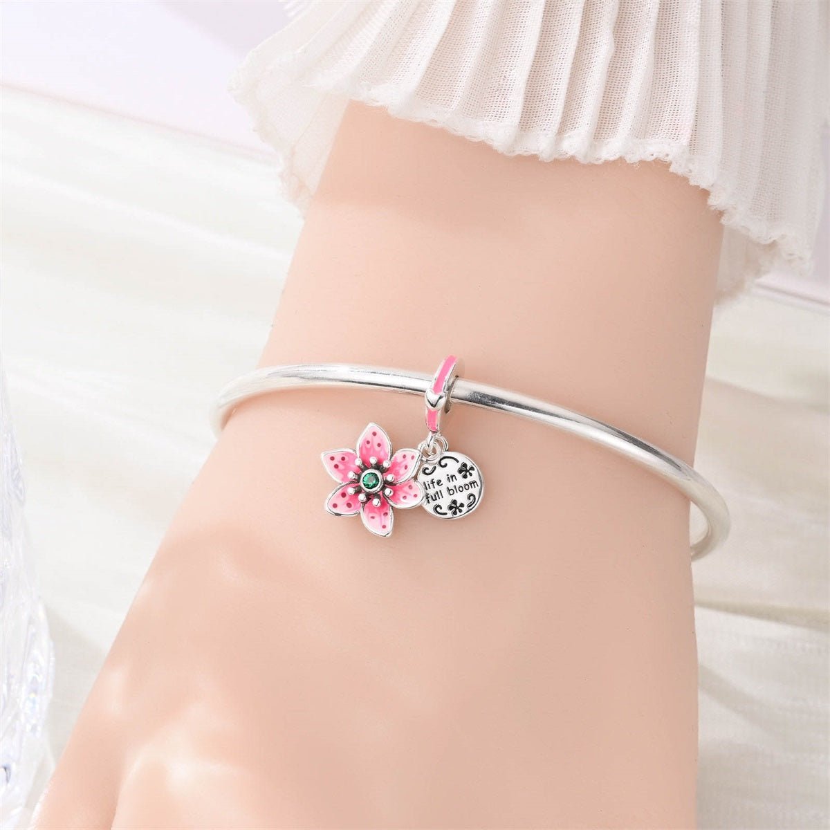 Charm Pendant Fleur Rose « Life in Full Bloom »