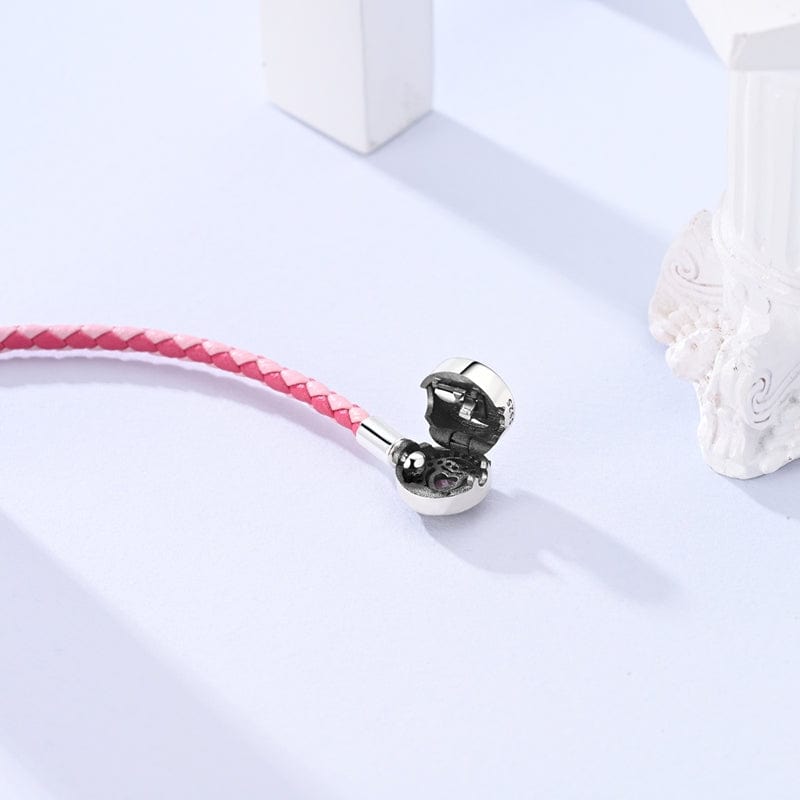 Bracelet en Cuir Tressé Rose avec Fermoir Cœur
