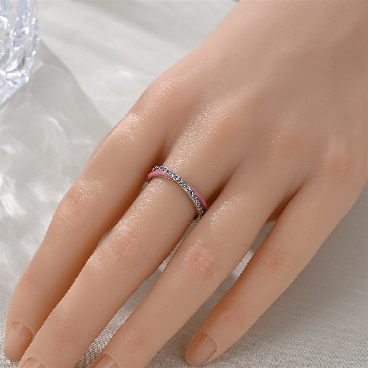 Bague Émail Rose et Pavé Scintillant