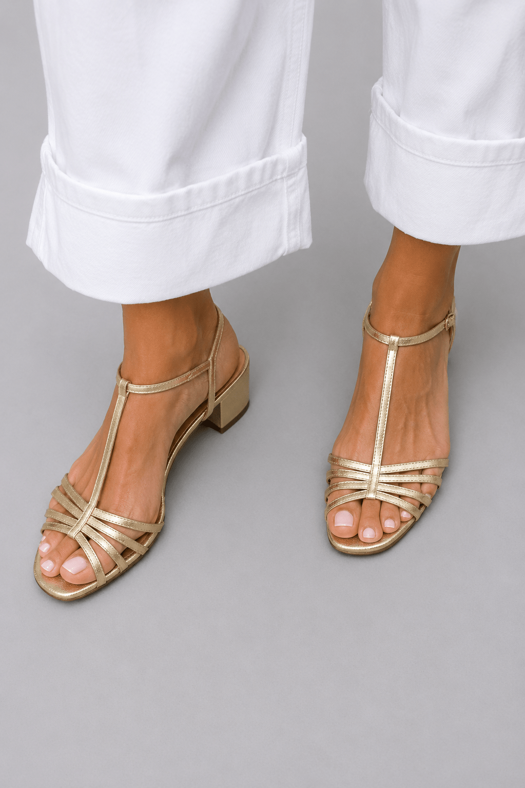 Alegre | Gyldne sandaler – hverdagselegance