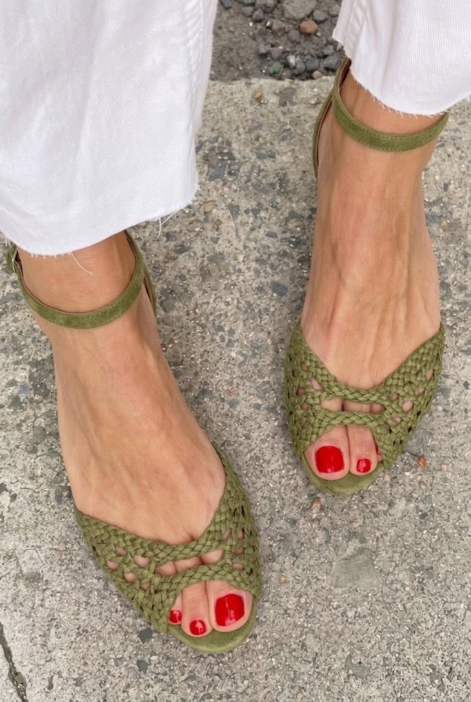 Isadora | Flettede gyldne sandaler