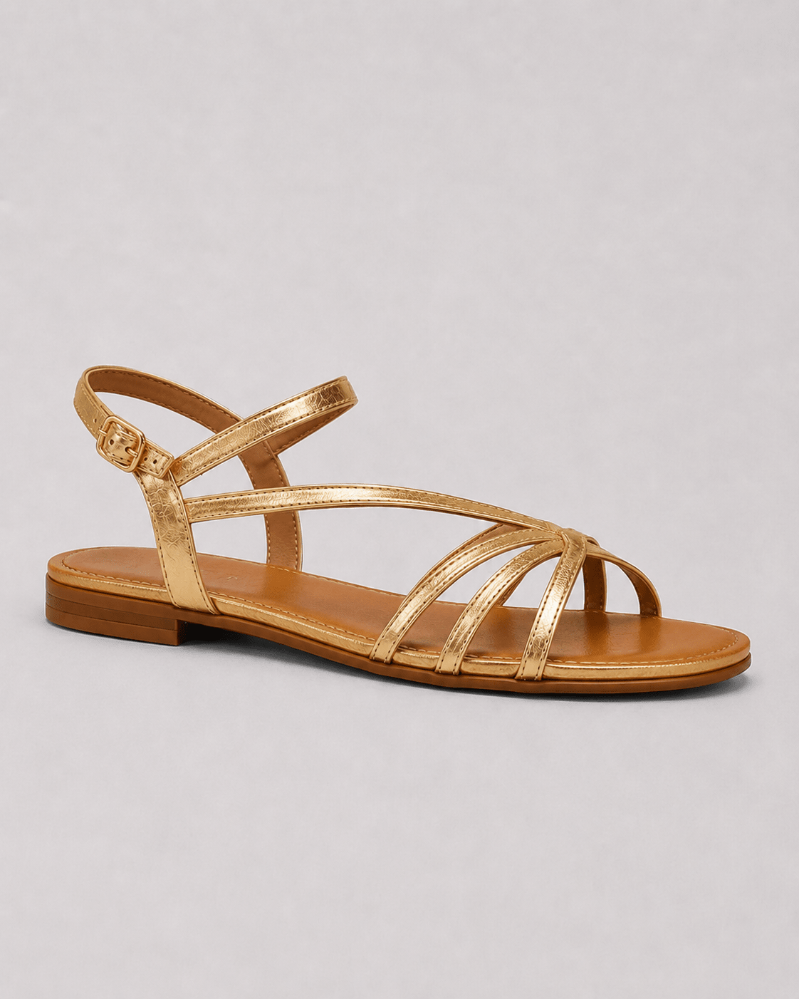 Marta | Gyldne sandaler – sommerelegance