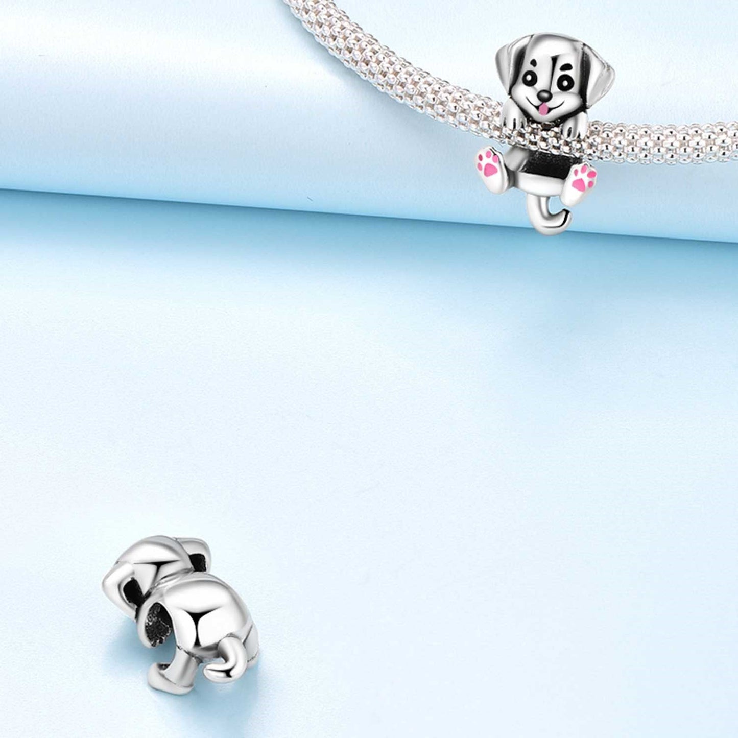 Charm Chiot Enroulé