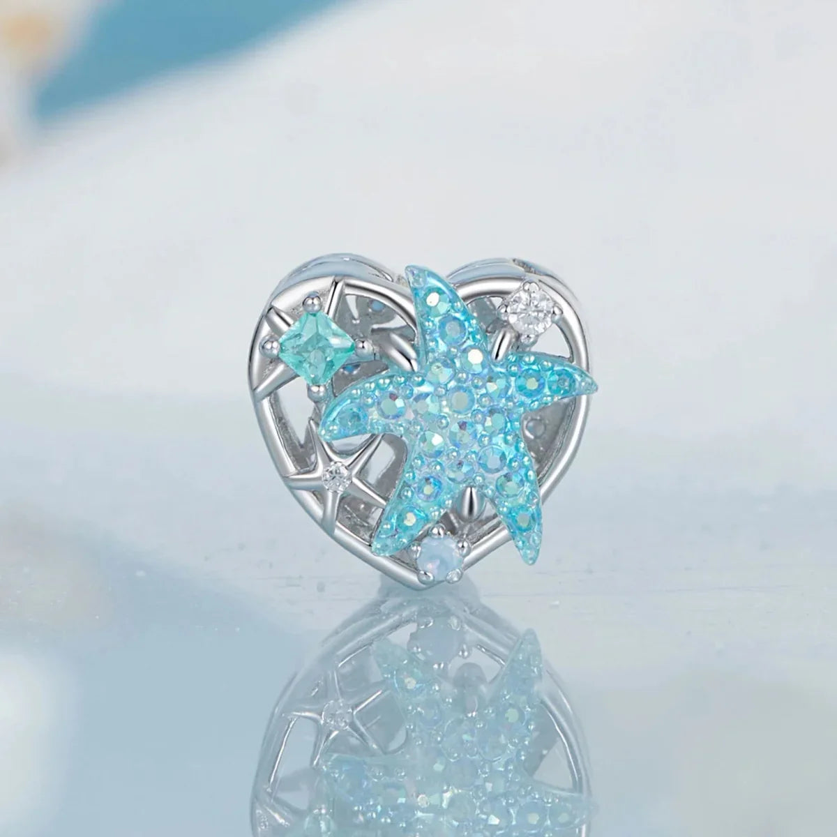 Charm Étoile de Mer Scintillante et Cœur Océan