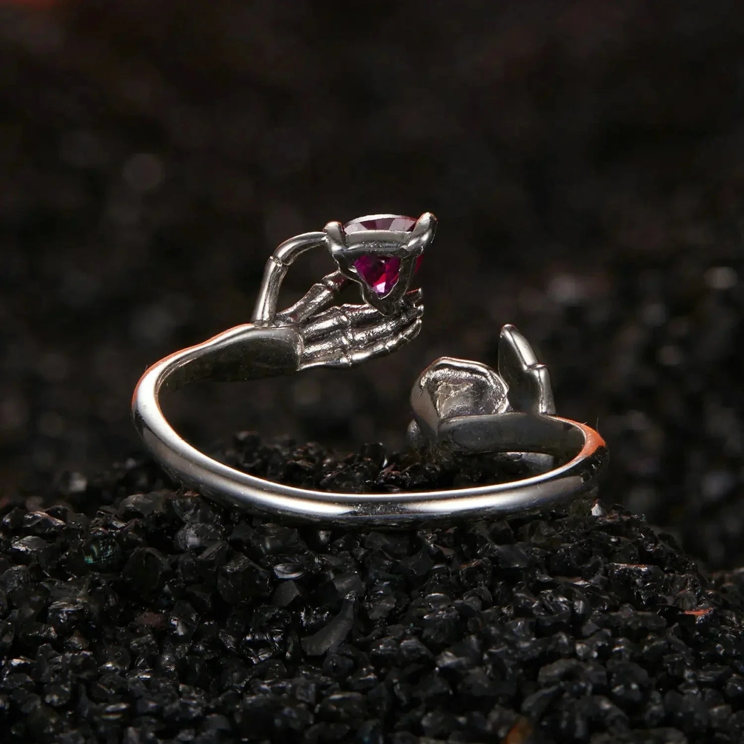 Bague Réglable Main de Squelette et Rose