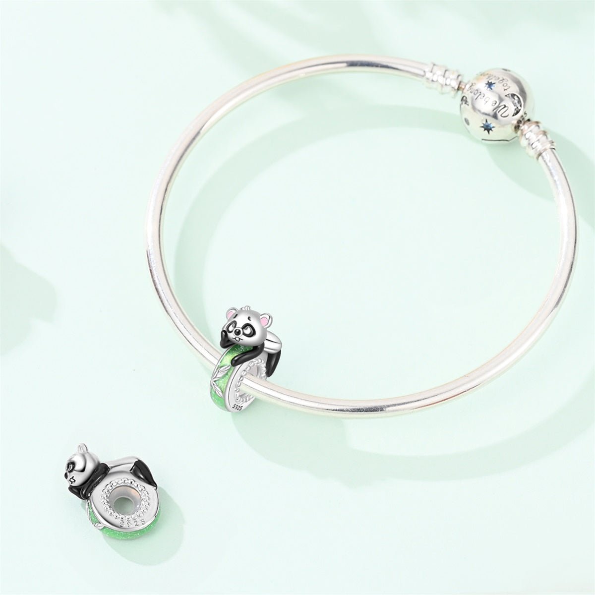 Charm Panda Endormi et Bambou Lumineux