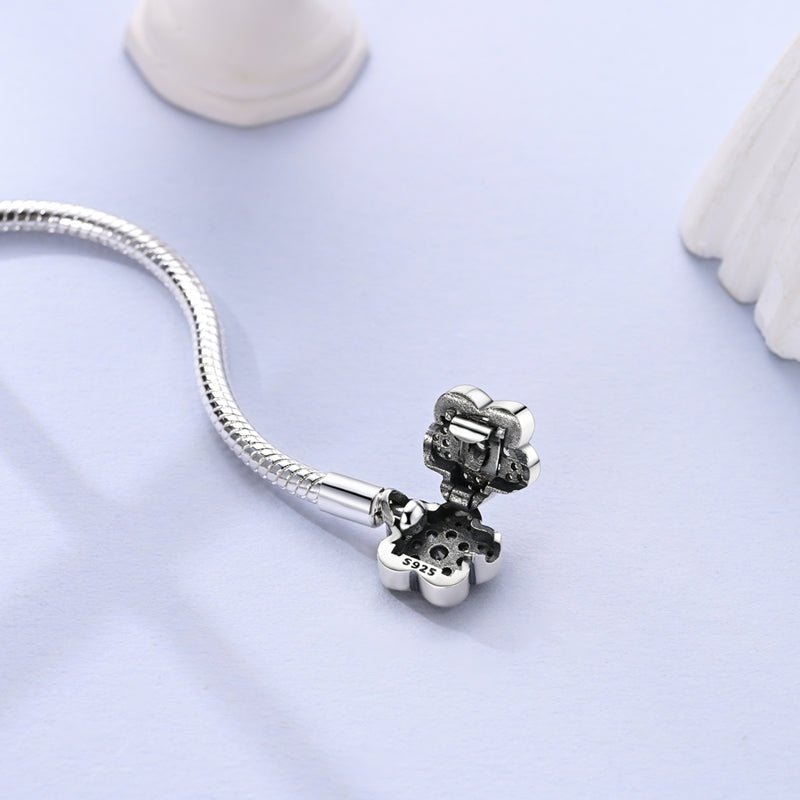 Bracelet à Charms Floral Scintillant