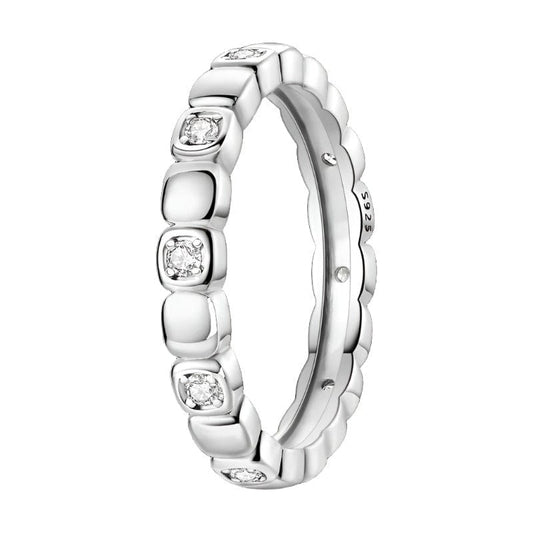 Bague Anneau Argent Sterling Design Carré aux Cristaux Transparents