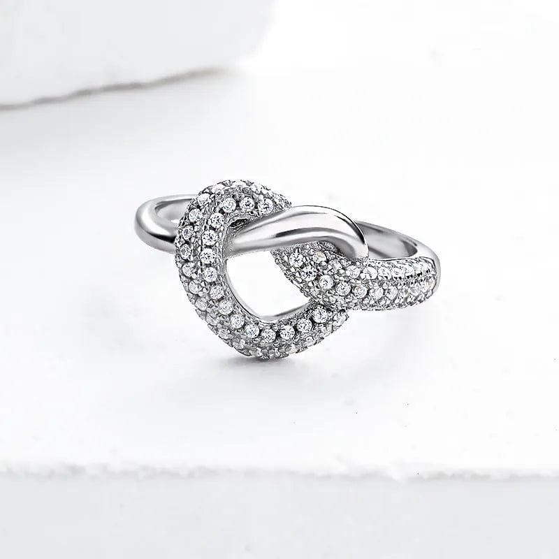 Bague Nœud Infini en Argent Sterling avec Pavé de Diamants